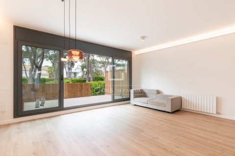 Villa for rent in Gava, Barcelona, Spain 4 bedrooms, 286 sq.m. No. 151029 - photo 7