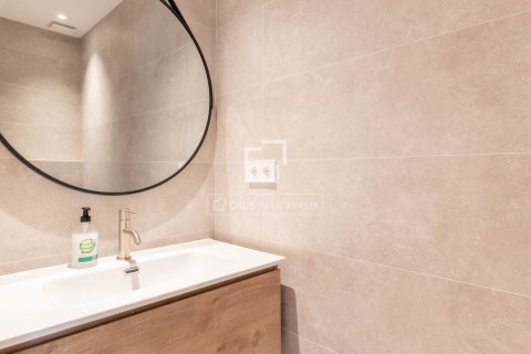 Villa for rent in Gava, Barcelona, Spain 4 bedrooms, 286 sq.m. No. 151029 - photo 18