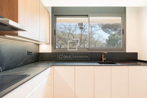 Villa for rent in Gava, Barcelona, Spain 4 bedrooms, 286 sq.m. No. 151029 - photo 4