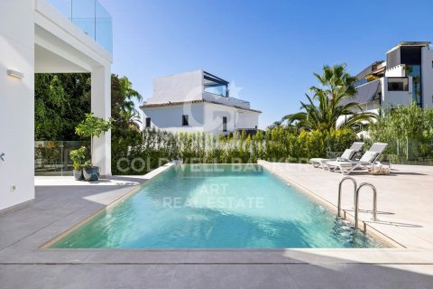 Willa w Marbella, Malaga, Hiszpania 5 sypialni, 408 mkw. nr 157841 – zdjęcie 19