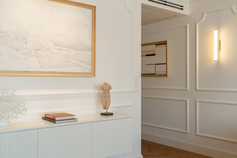 Takvåning till salu i Madrid, Spanien 2 sovrum, 126 kvm. Nr. 155960 - foto 5