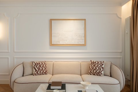 Продажа пентхауса в Мадрид, Испания 2 спальни, 126м2 №155960 - фото 13