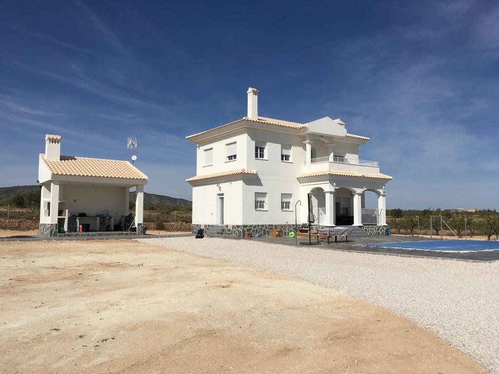 Huvila Pinoso, Alicante, Espanja 4 makuuhuonetta, 150 m2 No. 103424