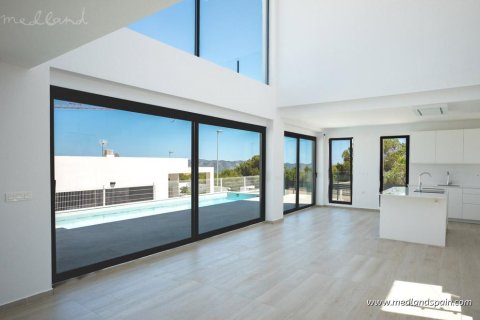Villa for sale La Nucia, Alicante, Spain 3 bedrooms, 150 sq.m. No. 132942 - photo 2