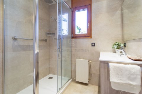 House for sale in Cambrils, Tarragona, Spain 4 bedrooms, 377 sq.m. No. 158930 - photo 22