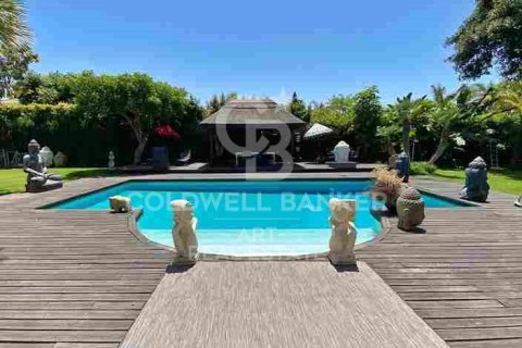 Willa w Marbella, Malaga, Hiszpania 4 sypialnie, 597 mkw. nr 158932 – zdjęcie 3