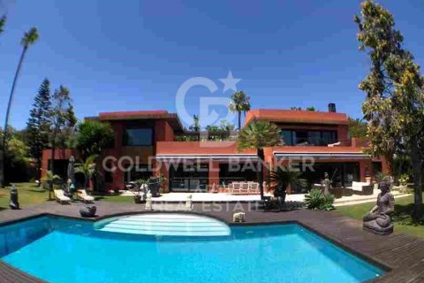 Villa à vendre à Marbella, Malaga, Espagne, 4 chambres, 597 m2 No. 158932 - photo 2
