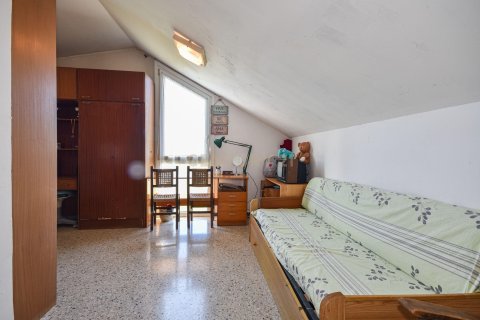 House for sale in Esplugues de Llobregat, Barcelona, Spain 3 bedrooms, 379 sq.m. No. 167732 - photo 15