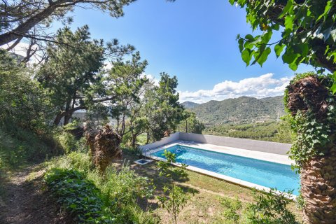 House for sale in Esplugues de Llobregat, Barcelona, Spain 3 bedrooms, 379 sq.m. No. 167732 - photo 4