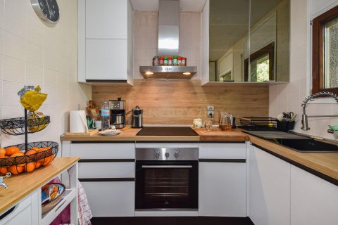 House for sale in Esplugues de Llobregat, Barcelona, Spain 3 bedrooms, 379 sq.m. No. 167732 - photo 8