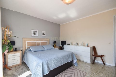House for sale in Esplugues de Llobregat, Barcelona, Spain 3 bedrooms, 379 sq.m. No. 167732 - photo 18