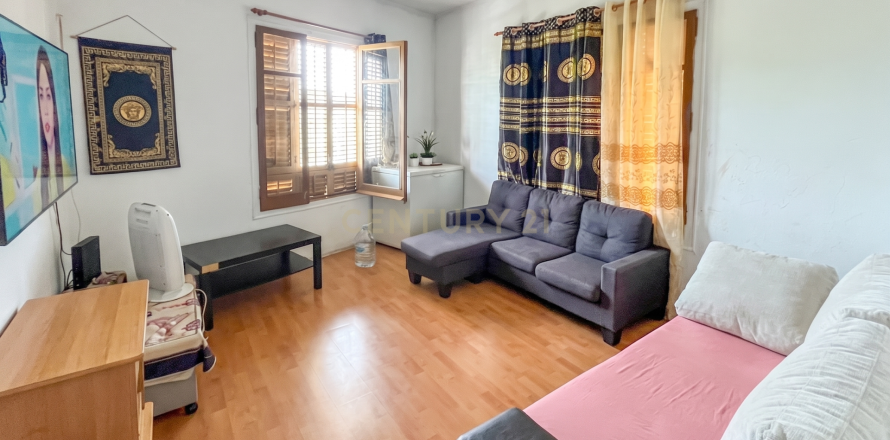 Apartment in Sant Cebria De Vallalta, Barcelona, Spain 4 bedrooms, 106 sq.m. No. 167733