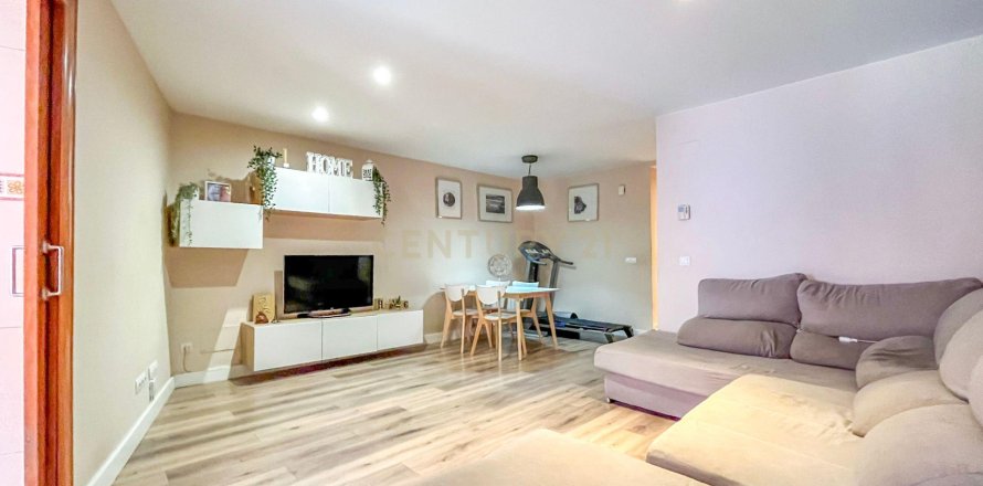 Apartamento en Mataró, Barcelona, España 2 dormitorios, 130 m2 No. 167734