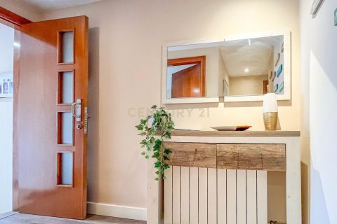 Apartamento en venta en Mataró, Barcelona, España 2 dormitorios, 130 m2 No. 167734 - foto 7