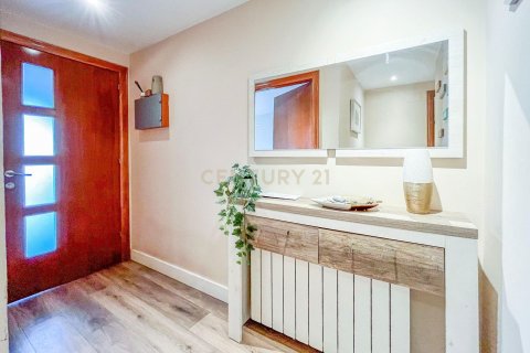 Apartamento en venta en Mataró, Barcelona, España 2 dormitorios, 130 m2 No. 167734 - foto 8