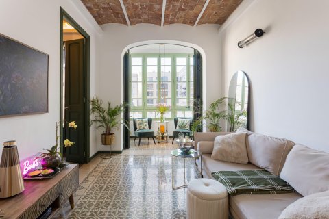 Apartamento en Barcelona, España 2 dormitorios, 79 m2 No. 167735