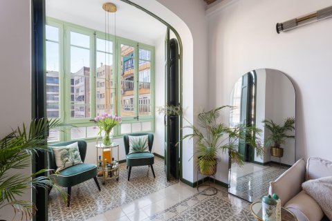 Apartamento en venta en Barcelona, España 2 dormitorios, 79 m2 No. 167735 - foto 4