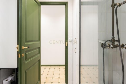 Apartamento en venta en Barcelona, España 2 dormitorios, 79 m2 No. 167735 - foto 23