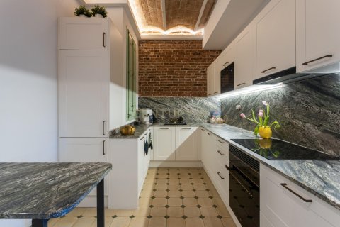 Apartamento en venta en Barcelona, España 2 dormitorios, 79 m2 No. 167735 - foto 15