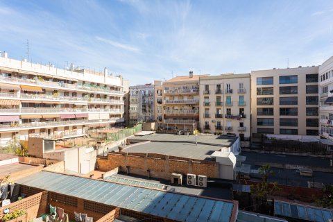 Apartamento en venta en Barcelona, España 2 dormitorios, 79 m2 No. 167735 - foto 19