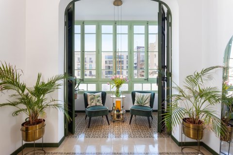 Apartamento en venta en Barcelona, España 2 dormitorios, 79 m2 No. 167735 - foto 3