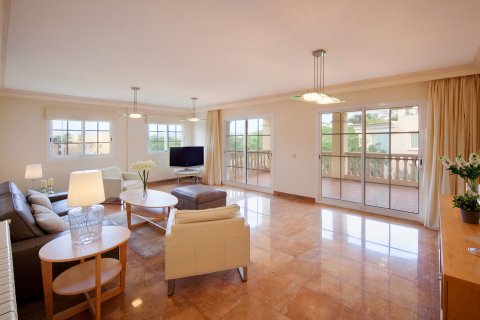 Apartamento en alquiler Santa Ponsa, Mallorca, España 3 dormitorios, 164 m2 No. 137559 - foto 8