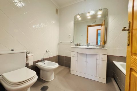Apartment for sale La Mata, Alicante, Spain 4 bedrooms, 123 sq.m. No. 137562 - photo 28