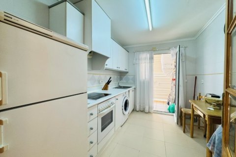 Apartment for sale La Mata, Alicante, Spain 4 bedrooms, 123 sq.m. No. 137562 - photo 15