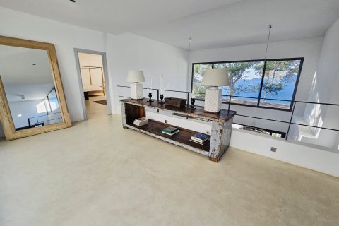 Villa for rent Port D'andratx, Mallorca, Spain 4 bedrooms, 350 sq.m. No. 137560 - photo 13