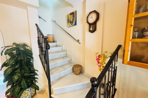Duplex for sale Torrevieja, Alicante, Spain 3 bedrooms, 85 sq.m. No. 137563 - photo 17