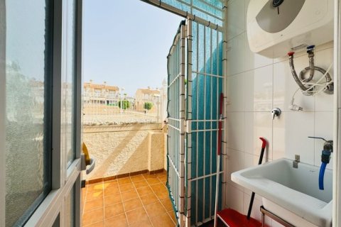 Duplex for sale Torrevieja, Alicante, Spain 3 bedrooms, 85 sq.m. No. 137563 - photo 14