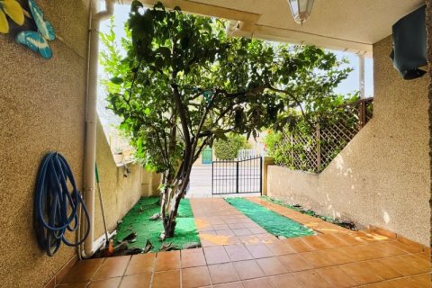 Duplex for sale Torrevieja, Alicante, Spain 3 bedrooms, 85 sq.m. No. 137563 - photo 2