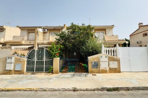 Duplex for sale Torrevieja, Alicante, Spain 3 bedrooms, 85 sq.m. No. 137563 - photo 3
