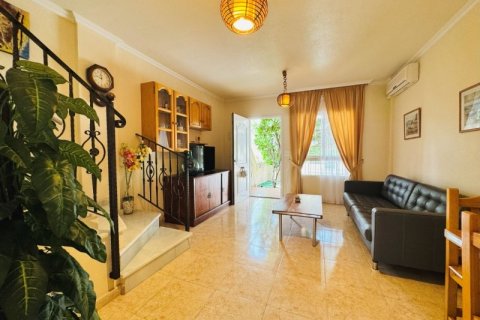 Duplex for sale Torrevieja, Alicante, Spain 3 bedrooms, 85 sq.m. No. 137563 - photo 10