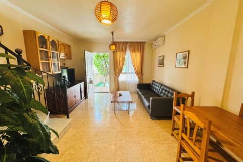 Duplex for sale Torrevieja, Alicante, Spain 3 bedrooms, 85 sq.m. No. 137563 - photo 9