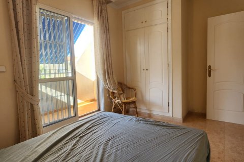 Duplex for sale Torrevieja, Alicante, Spain 3 bedrooms, 85 sq.m. No. 137563 - photo 28