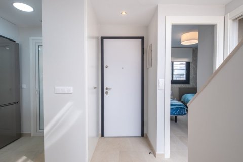 Wohnung zum Verkauf in Alicante, Spanien 2 Schlafzimmer,  Nr. 145359 - Foto 10