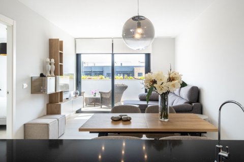 Wohnung zum Verkauf in Alicante, Spanien 2 Schlafzimmer,  Nr. 145359 - Foto 2