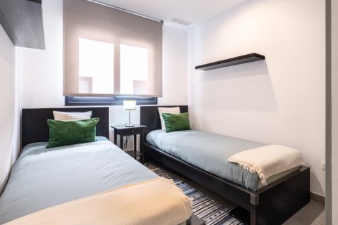 Продажа квартиры в Аликанте, Испания 2 спальни, 87м2 №145358 - фото 17