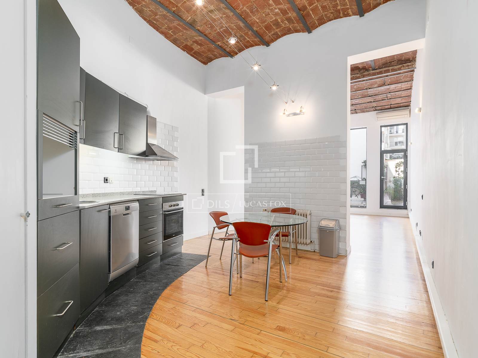 Apartment in Barcelona, Spain 3 bedrooms, 149 sq.m. No. 167988