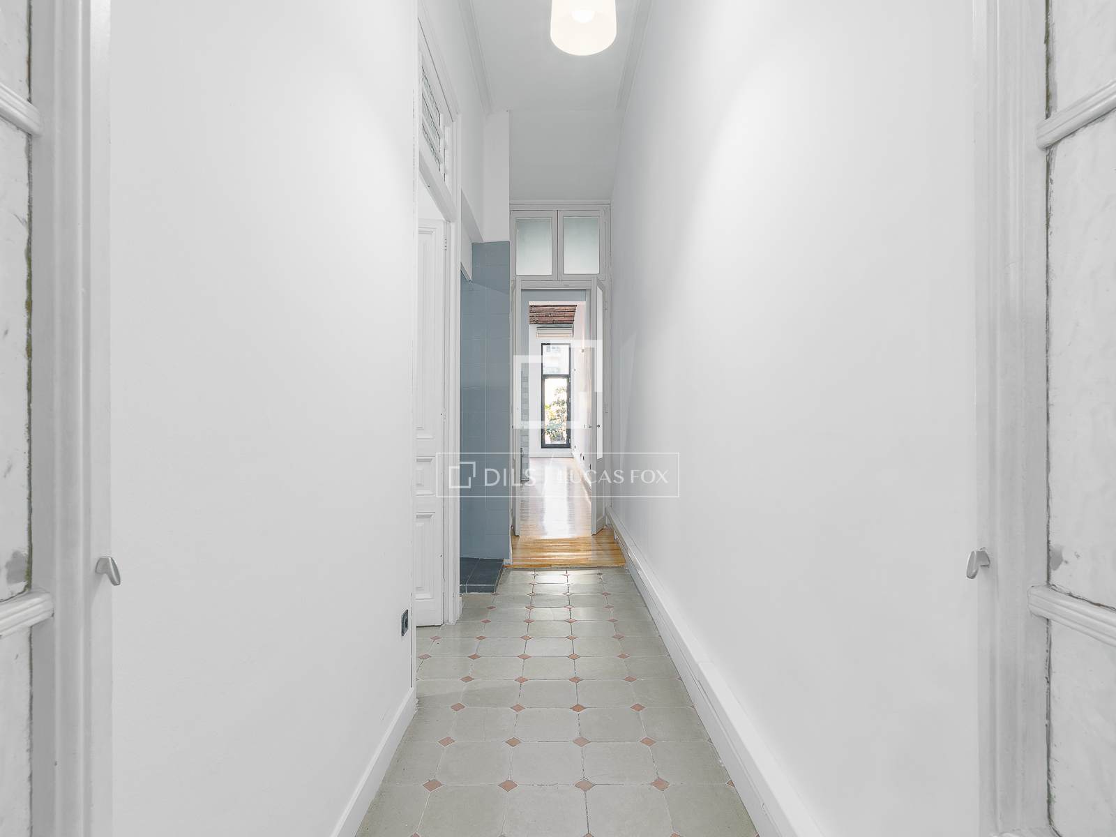 Apartment in Barcelona, Spain 3 bedrooms, 149 sq.m. No. 167988