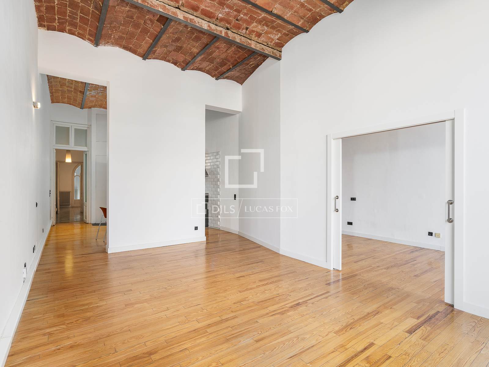 Apartment in Barcelona, Spain 3 bedrooms, 149 sq.m. No. 167988