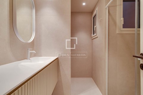 Penthouse à vendre à Barcelona, Espagne, 5 chambres, 320 m2 No. 167989 - photo 30