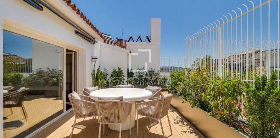 Penthouse à Barcelona, Espagne 5 chambres, 320 m2 No. 167989