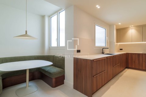 Penthouse à vendre à Barcelona, Espagne, 5 chambres, 320 m2 No. 167989 - photo 15