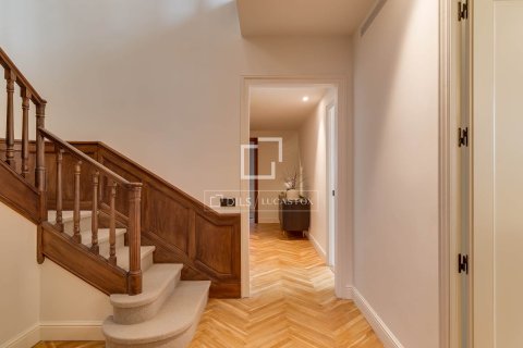 Penthouse à vendre à Barcelona, Espagne, 5 chambres, 320 m2 No. 167989 - photo 18