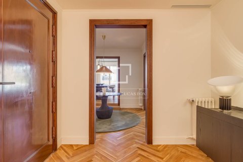 Penthouse à vendre à Barcelona, Espagne, 5 chambres, 320 m2 No. 167989 - photo 10