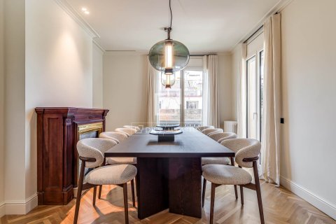 Penthouse à vendre à Barcelona, Espagne, 5 chambres, 320 m2 No. 167989 - photo 6