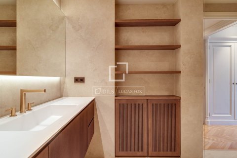 Penthouse à vendre à Barcelona, Espagne, 5 chambres, 320 m2 No. 167989 - photo 26