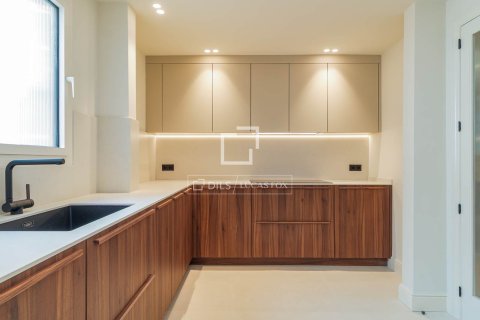 Penthouse à vendre à Barcelona, Espagne, 5 chambres, 320 m2 No. 167989 - photo 12